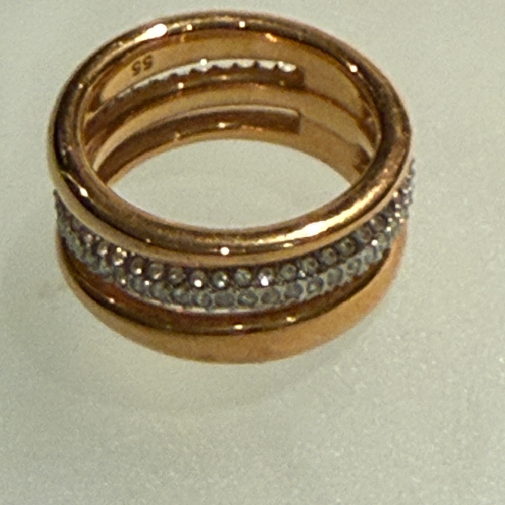 Beautiful Swarovski ring. - Picture 3 of 5